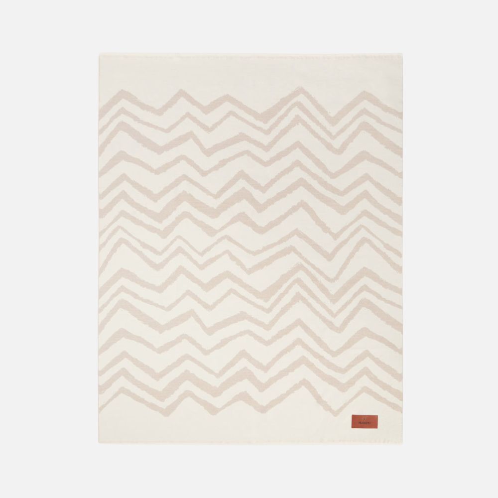 Graffiti Plaid in virgin wool 135x180cm with chevron pattern