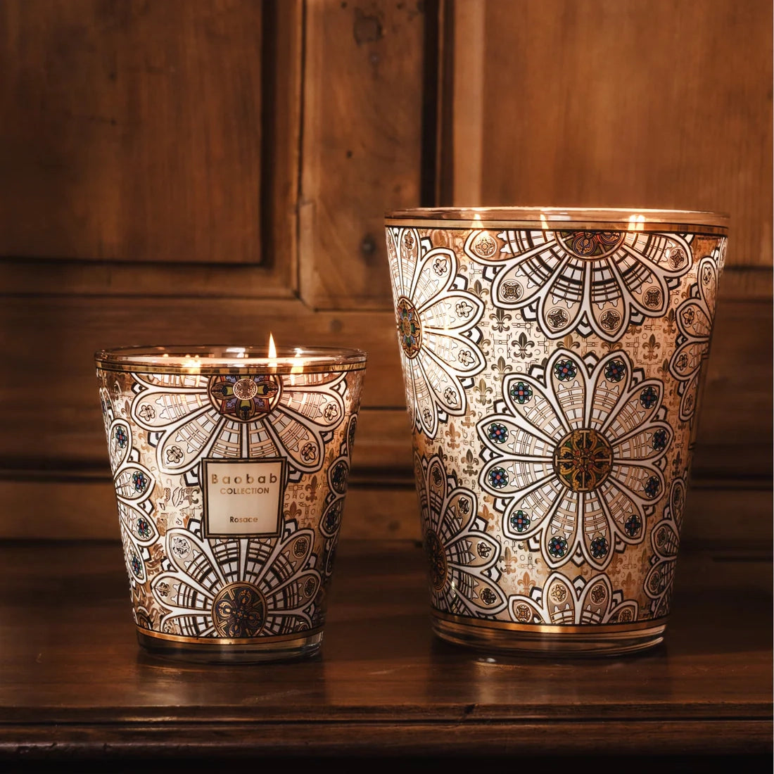 Baobab Collection Rosace 7-wick scented candle in mouth-blown glass, 6.5kg, styled in a room setting (2)