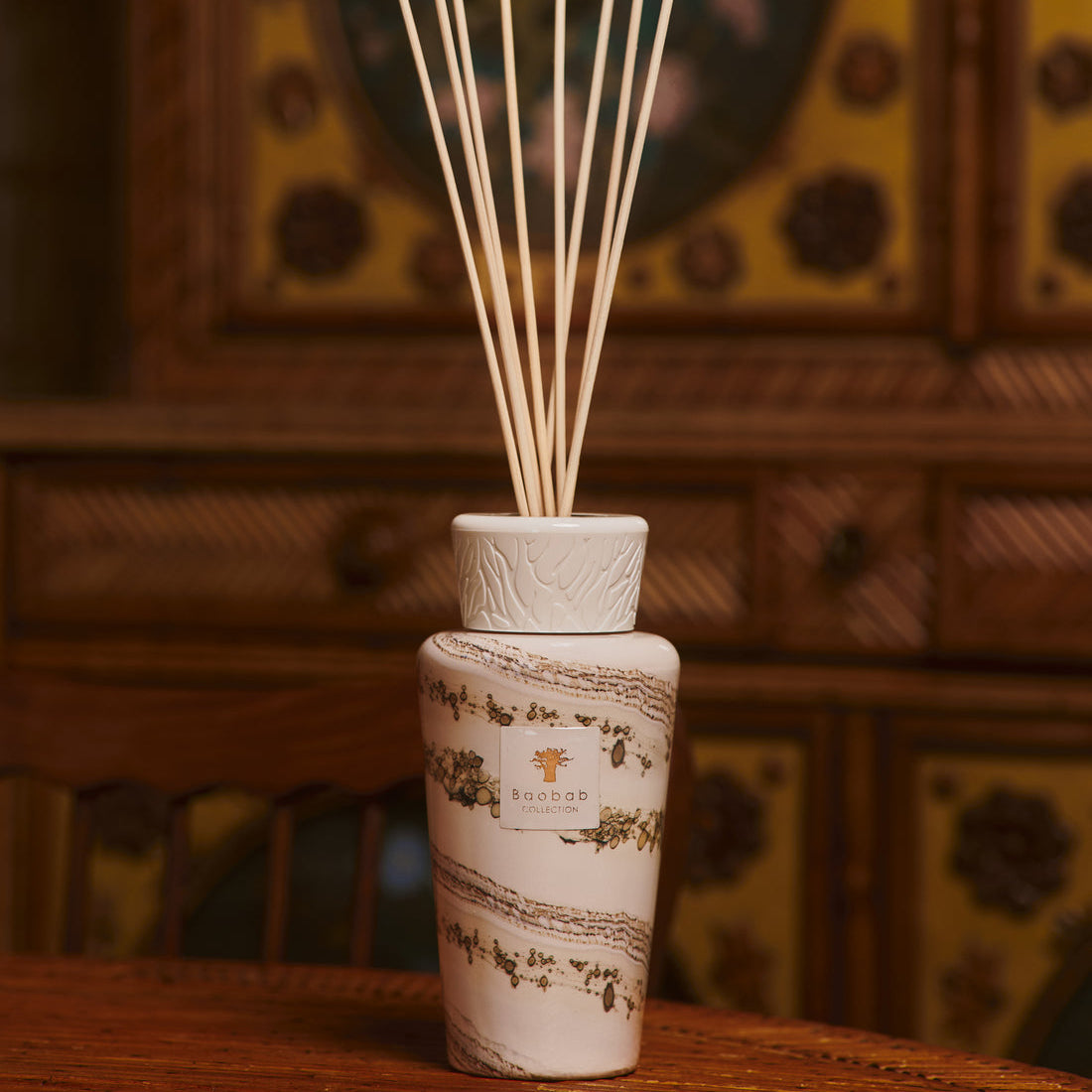 Baobab Collection Sand Siloli reed diffuser, 500ml, styled in a room setting (3)