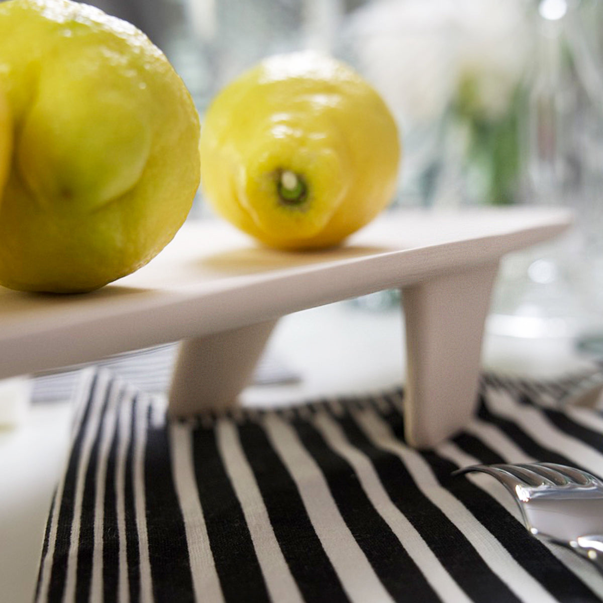 Waww La Table Locmaria shark-shaped ceramic dish by Yann Le Coadic, shown with its gift box
