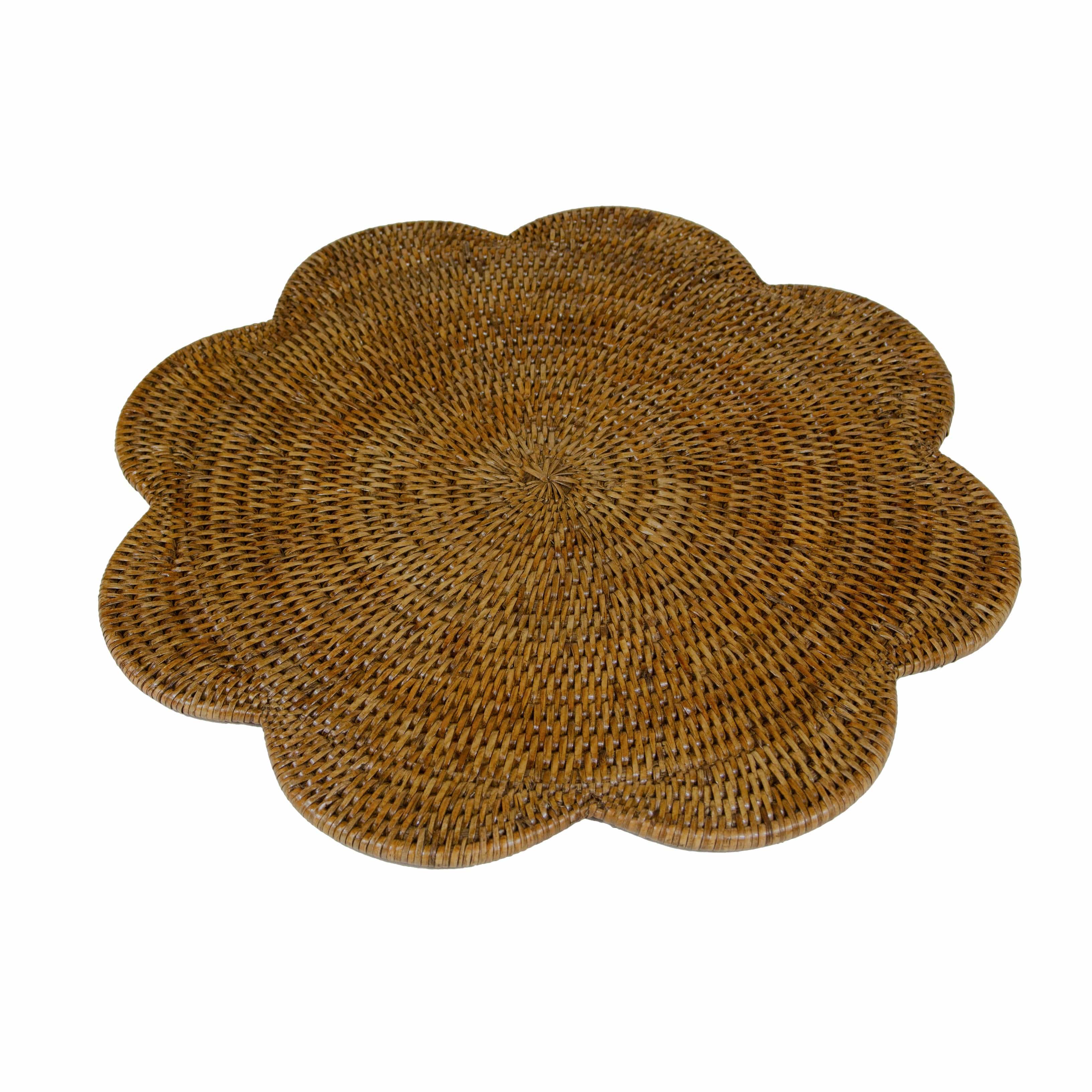 Rattan Scalloped Round Placemat in Natural - 1 Placemat