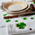 Waww La Table Lucky Trèfle white linen napkins by Aurélie Bidermann, set of four, detail view